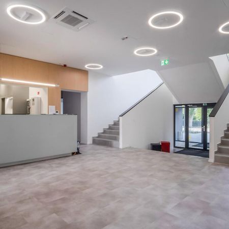 Ciszterci Rendezvenykoezpont Bed & Breakfast Balatonalmadi Bagian luar foto